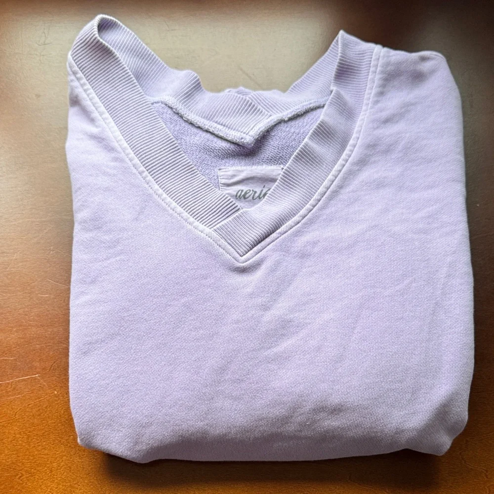 Aerie Lavender V-Neck Cropped Sweater - Picture 1 of 7